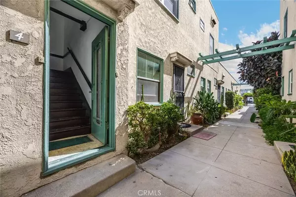 Long Beach, CA 90802,1738 E 4th #4