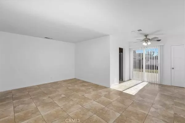 Pico Rivera, CA 90660,9236 Canford