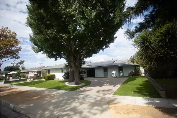 Santa Ana, CA 92706,521 W Memory
