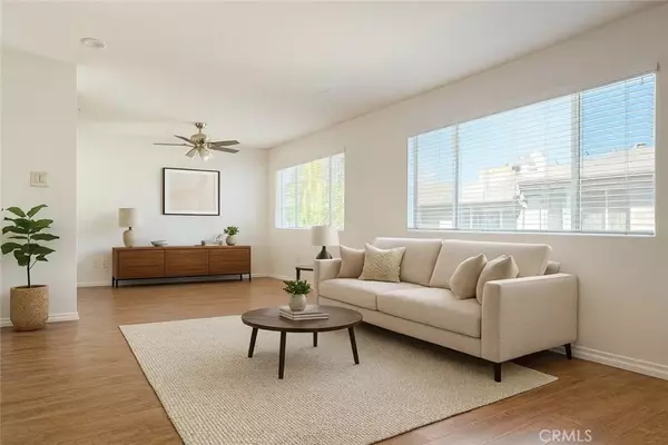 Tarzana, CA 91356,18619 Collins #F29