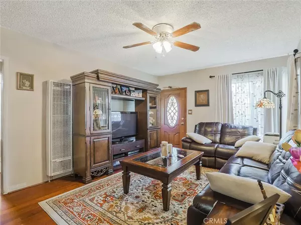 South Gate, CA 90280,5151 Wood Avenue