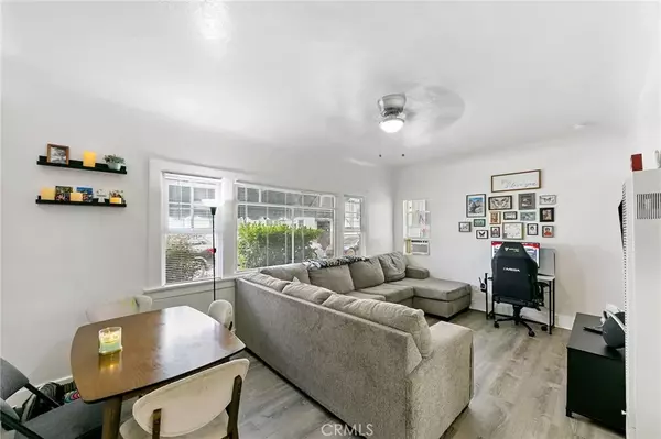 Long Beach, CA 90802,421 N Rose