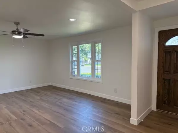 Downey, CA 90242,7964 Comolette Street