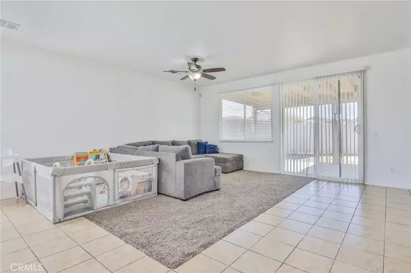 Perris, CA 92571,2820 Lake View