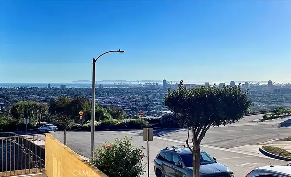2240 Stanley Ave #5, Signal Hill, CA 90755