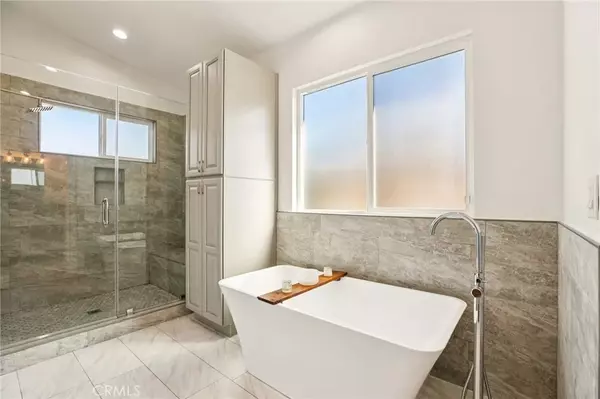 Fullerton, CA 92832,616 W Ash Avenue