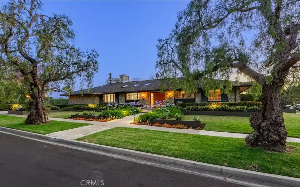 1251 Bryant Road, Long Beach, CA 90815