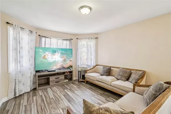 Los Angeles, CA 90018,1782 W 36th Pl