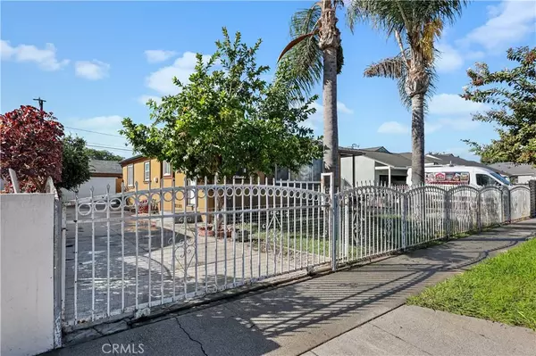 Compton, CA 90221,1620 E McMillan