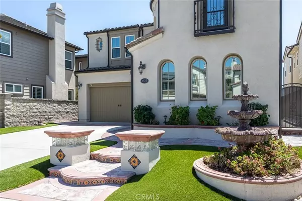 Yorba Linda, CA 92886,4125 Temhurst Court