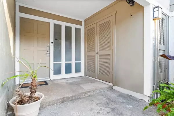 Laguna Hills, CA 92653,23416 Caminito Valle