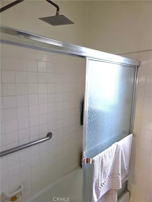 Downey, CA 90242,10251 Foster Road