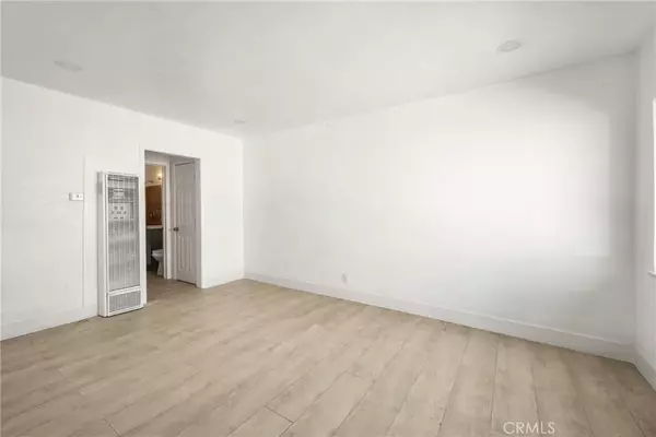 Santa Ana, CA 92703,825 S Shelton Street #825
