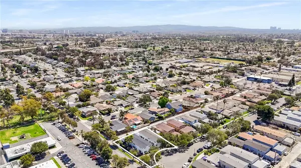 3040 Fillmore Way, Costa Mesa, CA 92626