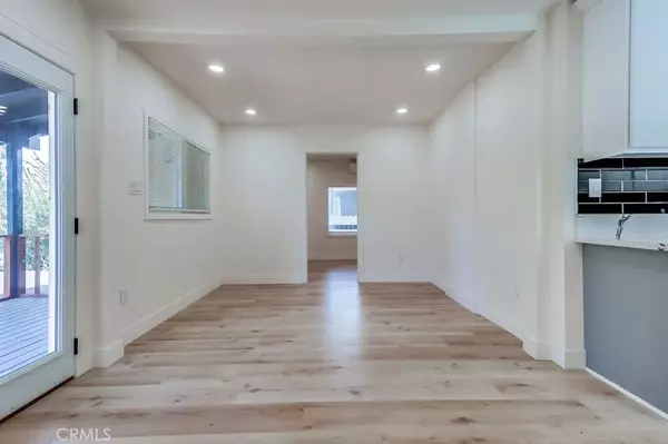 Los Angeles, CA 90065,2834 Delevan