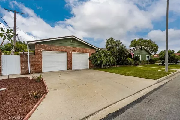 Anaheim, CA 92802,1722 S Heather Ln