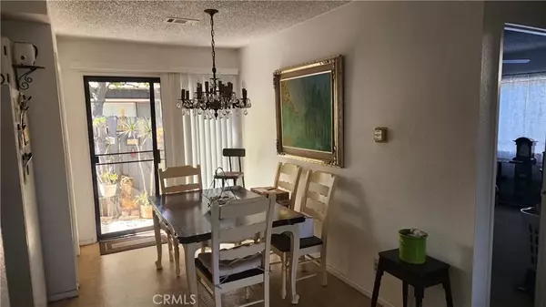 Fullerton, CA 92831,139 N Lincoln Avenue