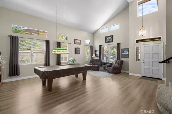 Corona, CA 92882,935 Rustlers Way