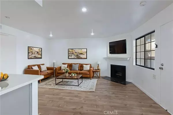 15946 Vanowen Street #103, Van Nuys, CA 91406