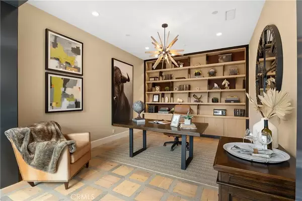 Yorba Linda, CA 92886,5992 Organza