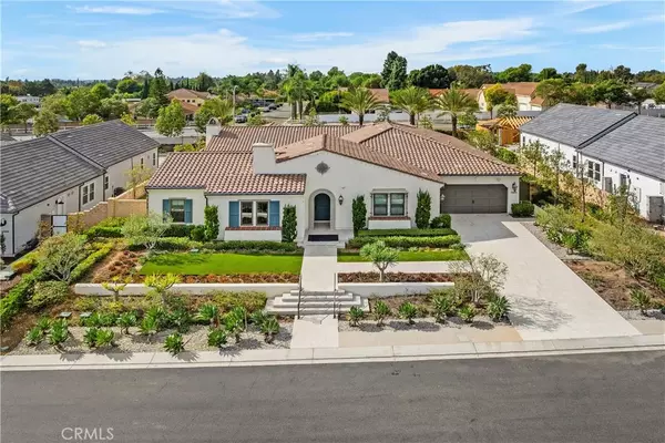 Yorba Linda, CA 92886,5992 Organza