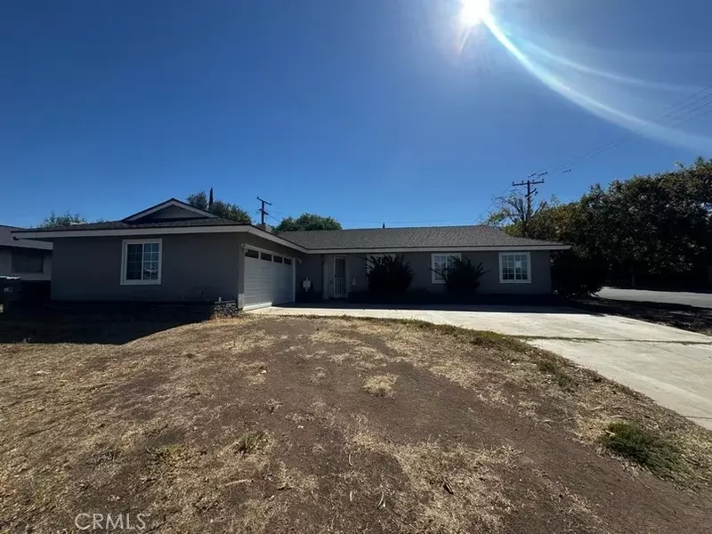 510 W Hacienda, Corona, CA 92882