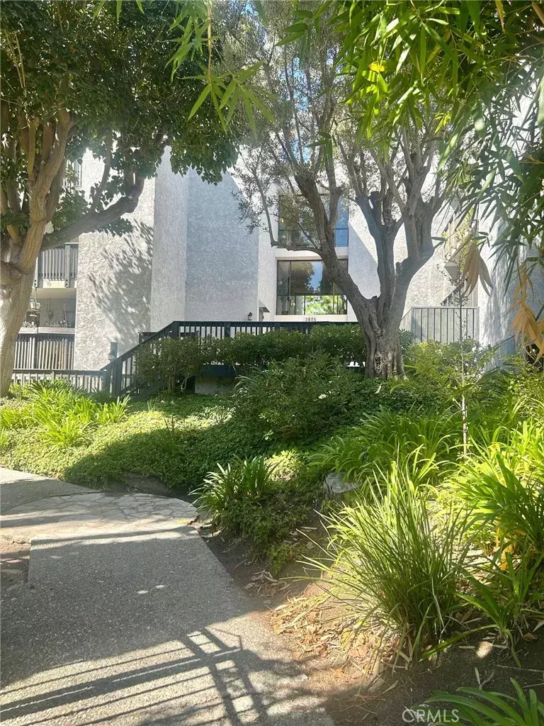 Rolling Hills Estates, CA 90274,3605 W Hidden Lane #309