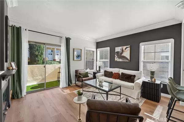 Anaheim Hills, CA 92808,1008 S Rossano