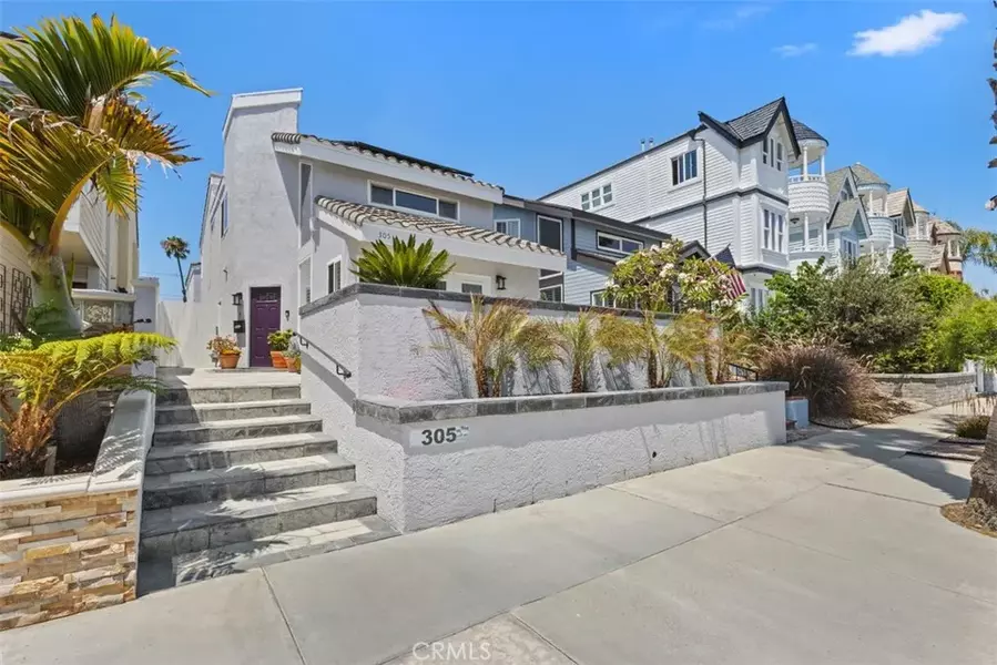 305 21st Street, Huntington Beach, CA 92648