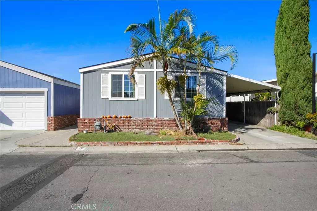 Anaheim, CA 92806,320 N Park Vista #26