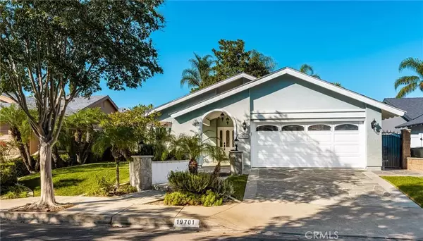 Yorba Linda, CA 92886,19701 Parkview Terrace