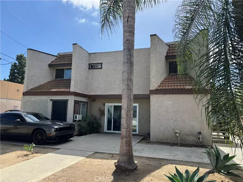 812 E Santa Ana Boulevard, Santa Ana, CA 92701