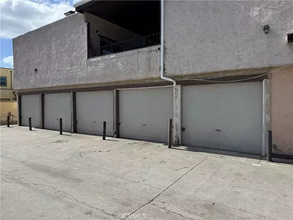 Santa Ana, CA 92701,812 E Santa Ana Boulevard