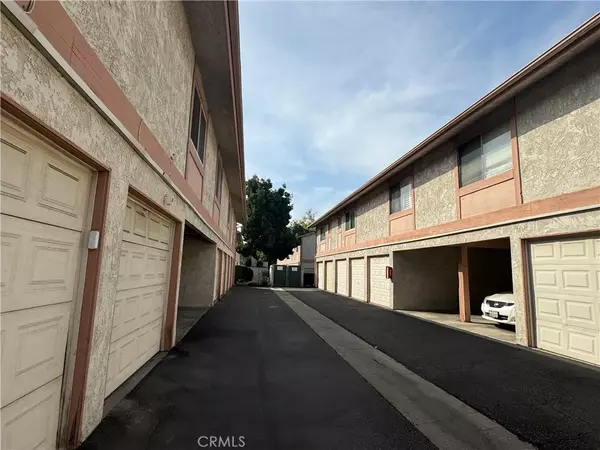 Long Beach, CA 90807,3383 Pasadena Avenue