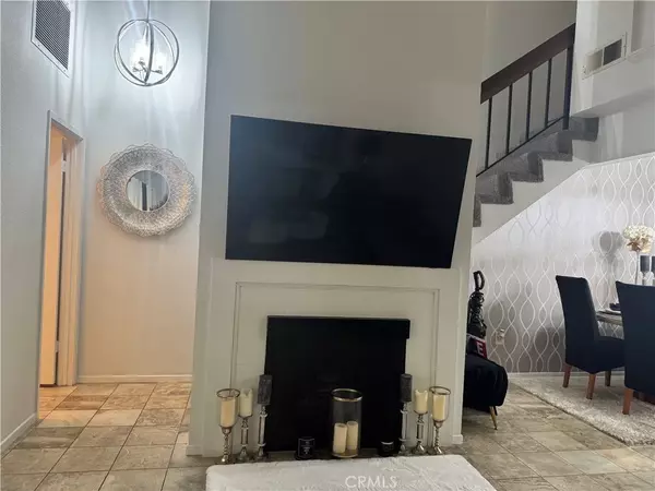 Long Beach, CA 90807,3383 Pasadena Avenue