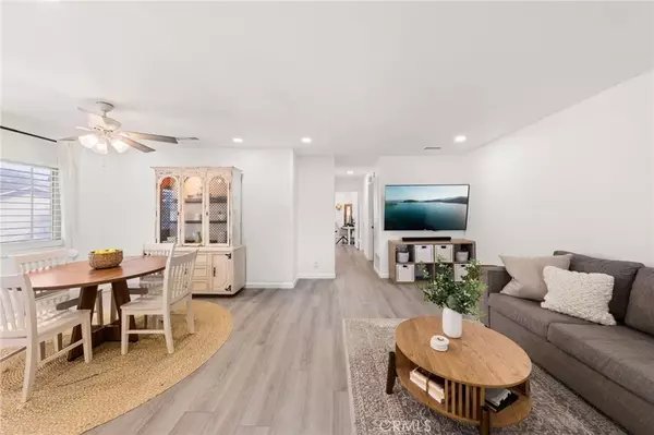 Anaheim, CA 92807,1760 N Oak Knoll #B