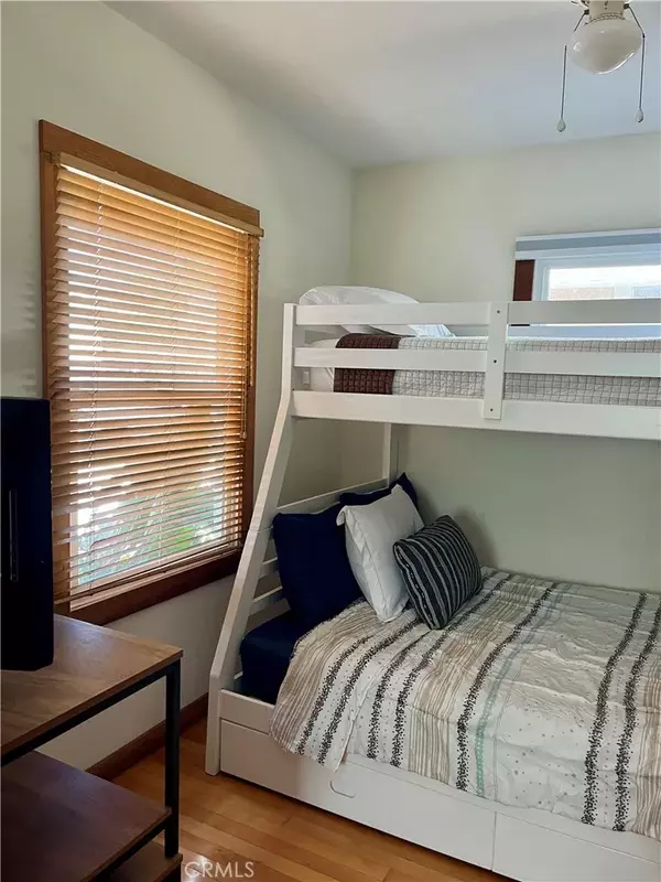 Huntington Beach, CA 92648,406 11th