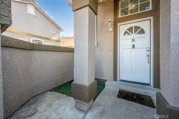 Placentia, CA 92870,361 S Van Buren #B