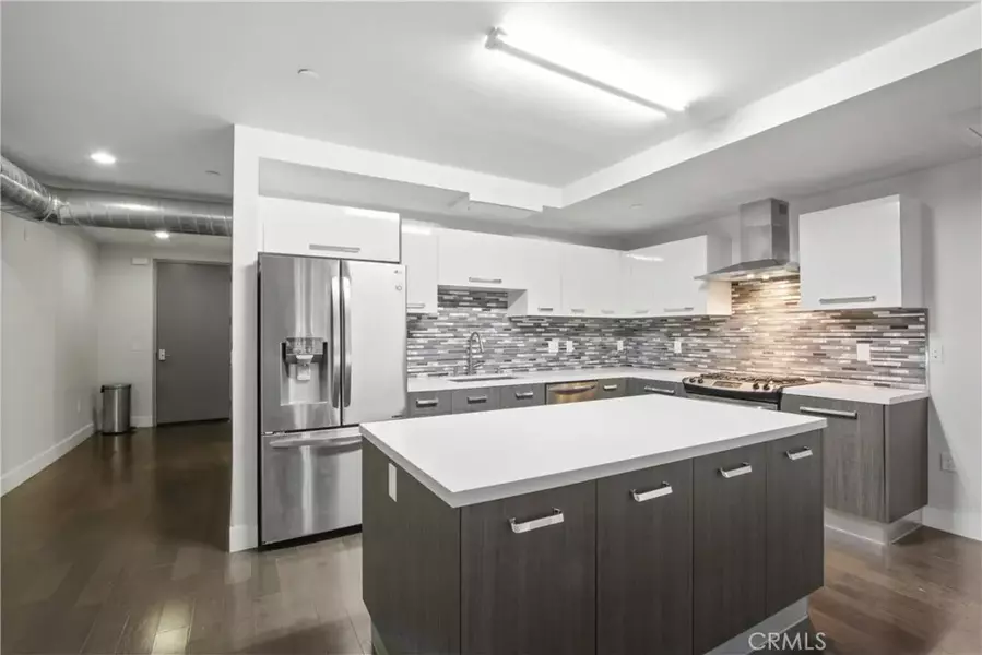 433 Pine Avenue #203, Long Beach, CA 90802