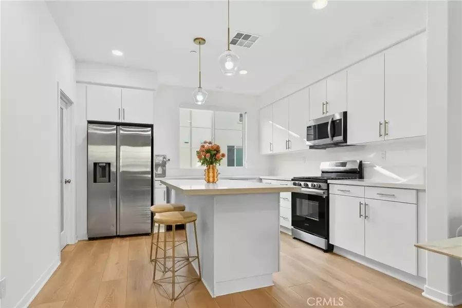 14130 Bay, La Mirada, CA 90638