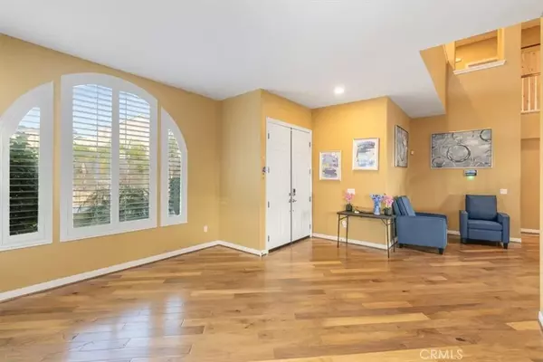 Lake Elsinore, CA 92532,23 Via Palmieki Court