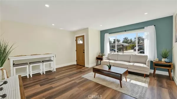 Fullerton, CA 92833,2521 W Ash