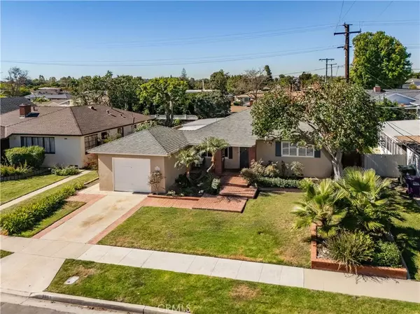 1951 Snowden Avenue, Long Beach, CA 90815