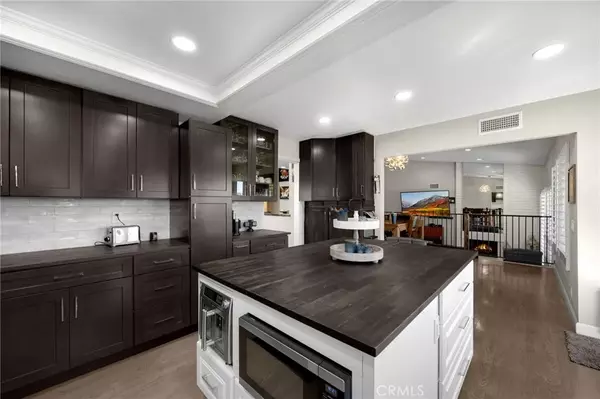 Fullerton, CA 92831,2206 Oakridge Court