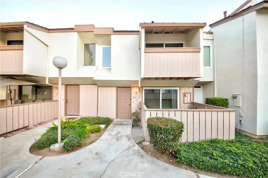 743 Wagon Wheel, Brea, CA 92821