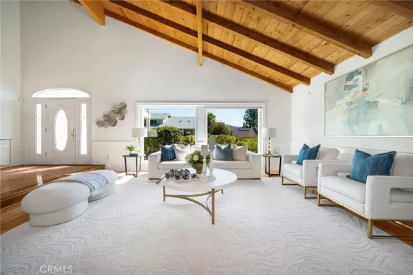 North Tustin, CA 92705,13241 Orange Knoll