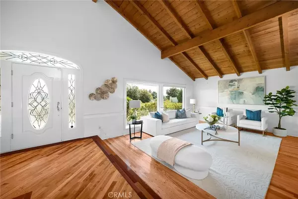 North Tustin, CA 92705,13241 Orange Knoll