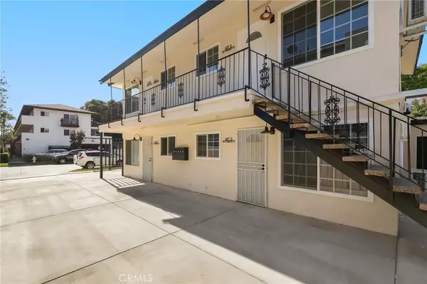 Santa Ana, CA 92701,315 S Garnsey St