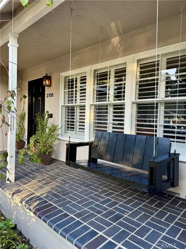 Long Beach, CA 90815,2108 Charlemagne