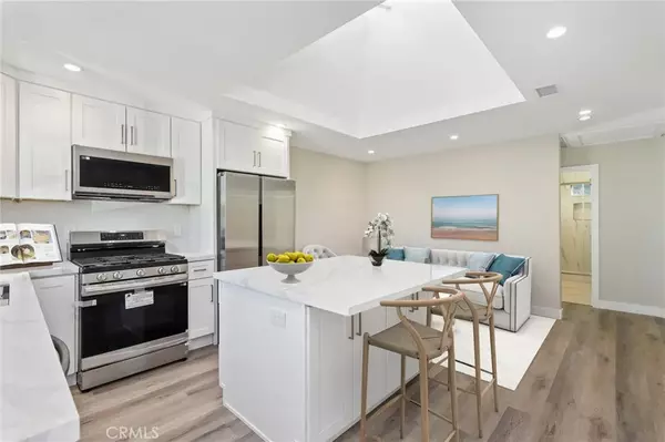 Fullerton, CA 92833,101 Turner